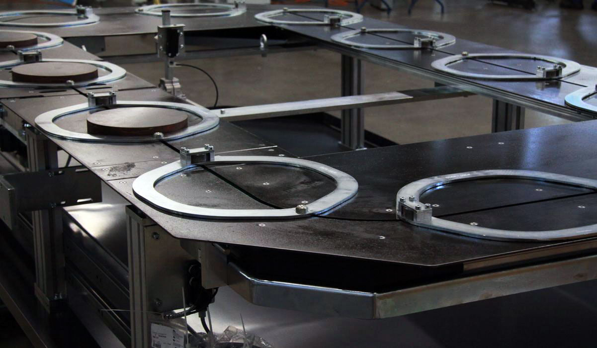 Vlečný rámečkový dopravník